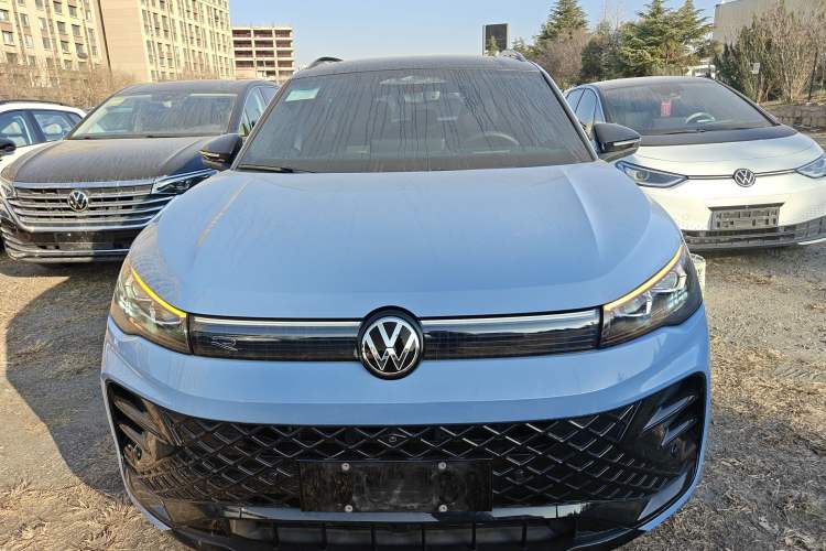 Used Volkswagen Tiguan L 2024 PRO 380TSI Four-Wheel Drive R-Line Prestige Edition
