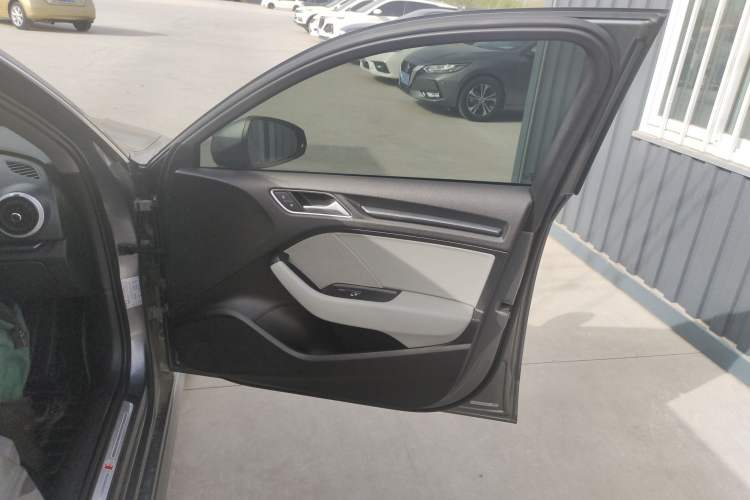 Used Audi A3 2020 Sportback 35 TFSI Fashion Edition China VI Emission Standard
