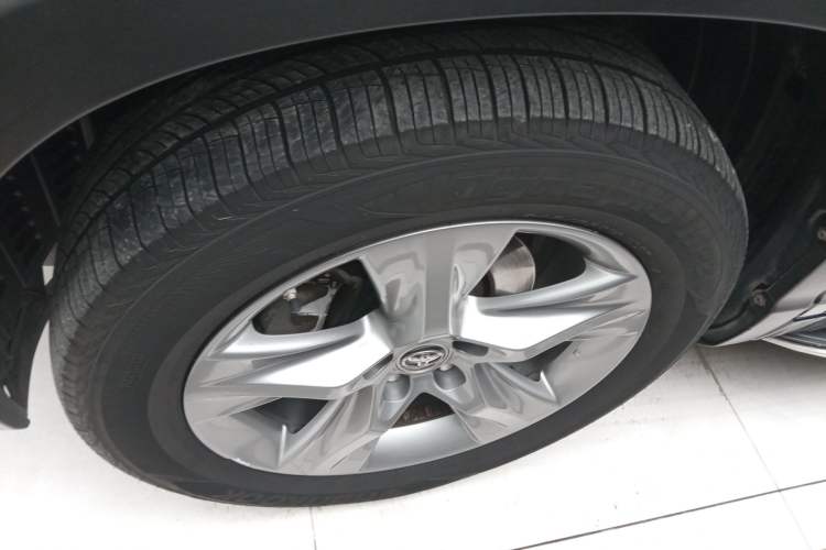 Used Toyota Highlander 2018 2.0T Four-Wheel Drive Luxury Version 7 Seats China VI Standard
