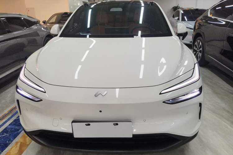 Used ONVO L60 2024 60 kWh Rear-Drive Version
