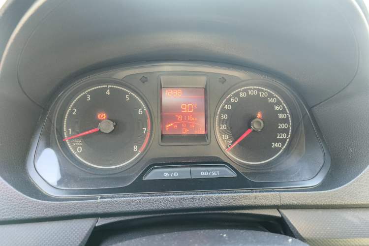 Used Volkswagen Jetta 2017 1.4L Manual Fashion Edition
