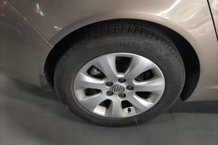 Used Buick Regal 2015 2.0L Leading Fashion Edition
