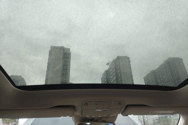 Used Mercedes-Benz S-Class 2014 S 320 L Business Model
