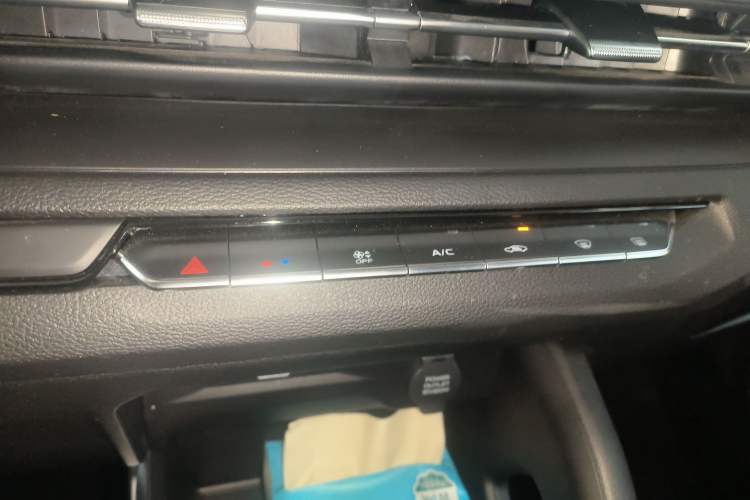 Used Geely Auto Vision X3 2021 PRO 1.5L Manual Elite Model