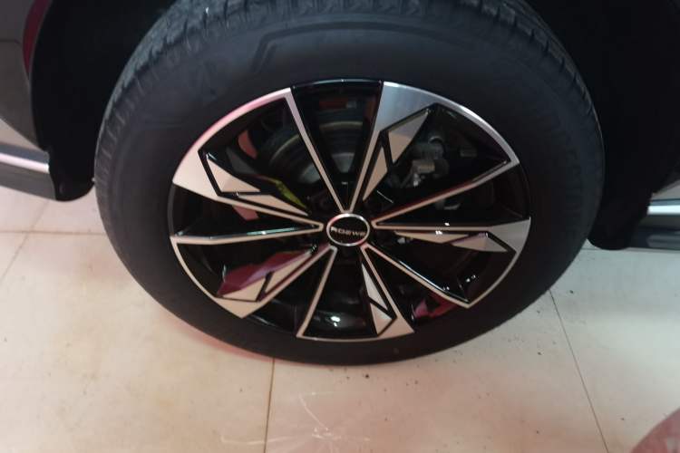 Used Roewe RX5 2023 1.5T Elite Edition
