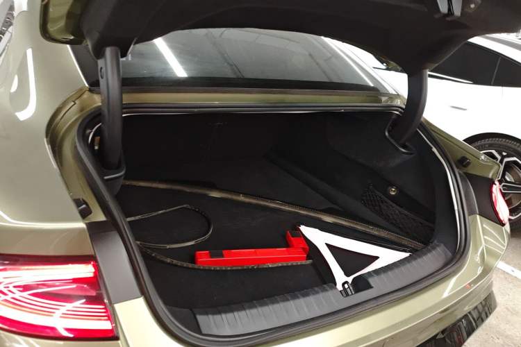 Used  SU7 2024 Four-Wheel Drive Ultra-Long Range Advanced Intelligent Driving Max Edition
