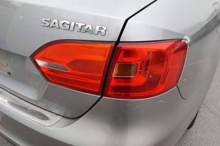 Used Volkswagen Sagitar 2014 1.6L Manual Comfort Model