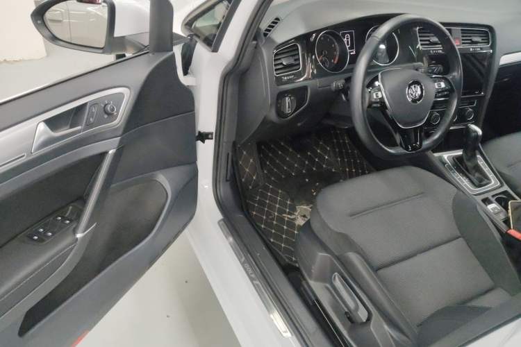 Used Volkswagen Golf 2020 280TSI DSG Comfort Version