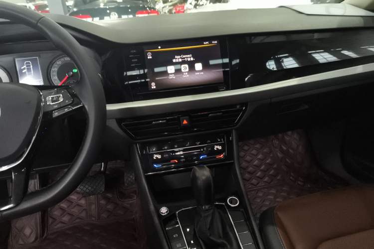 Used Volkswagen Lavida 2021 280TSI DSG Luxury Edition
