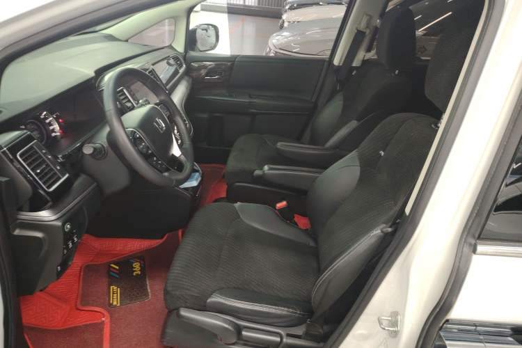 Used Honda Elysion 2016 2.4L Classic Edition
