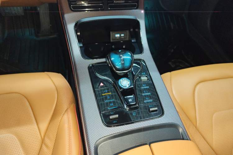 Used BYD Han 2022 DM-i 121KM Luxury Model