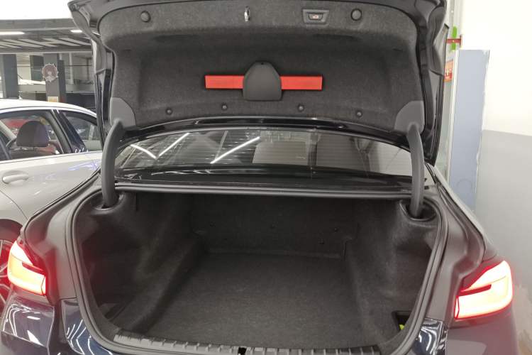 Used BMW 5 Series 2022 Restyled 525Li M Sport Package
