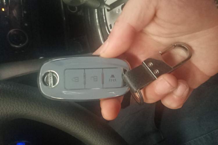 Used Venucia T70X 2016 2.0L CVT SmartFun Sport Edition
