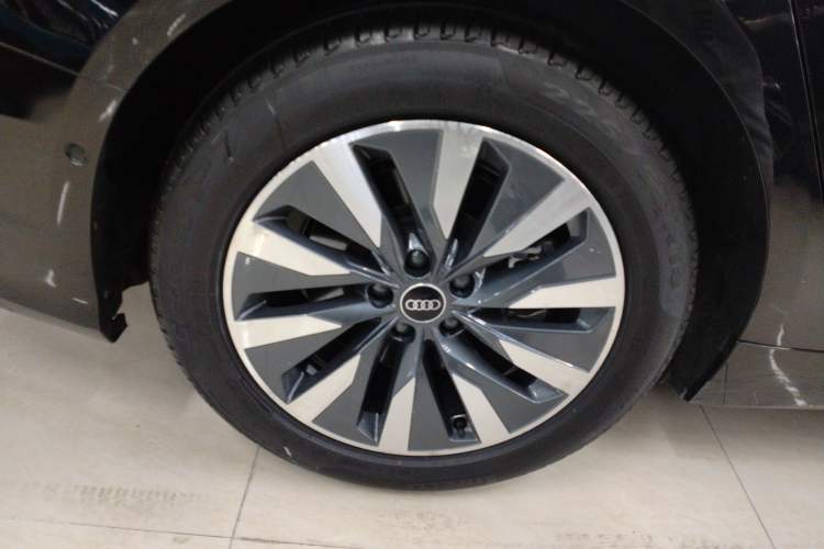 Used Audi A6L 2023 Revised 45 TFSI Prestige Elegant Edition
