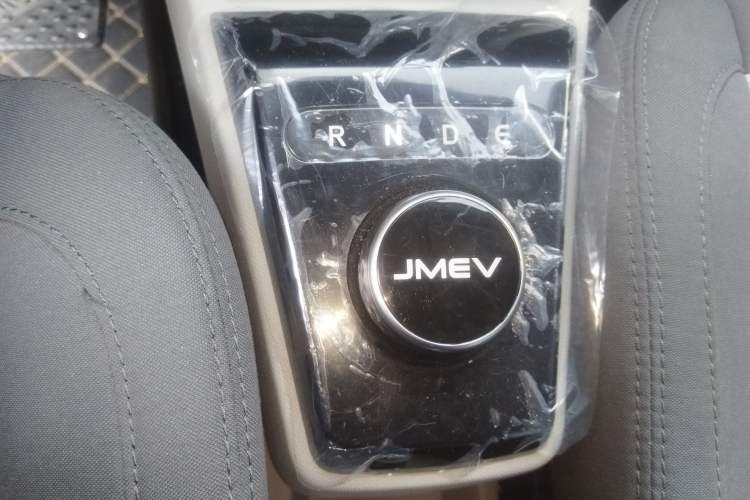 Used JMEV Xiao Qilin 2024 201km Comfort Version
