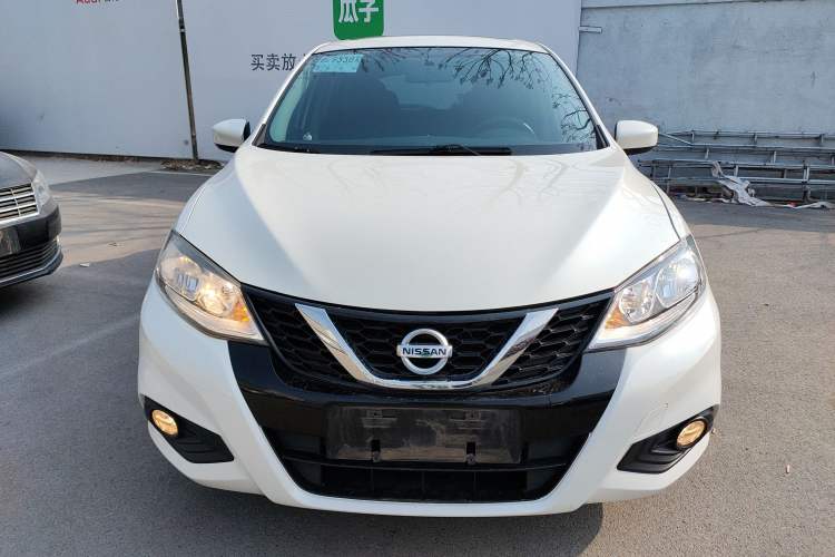 Used Nissan Tiida 2016 1.6L CVT Cool Dynamic Edition