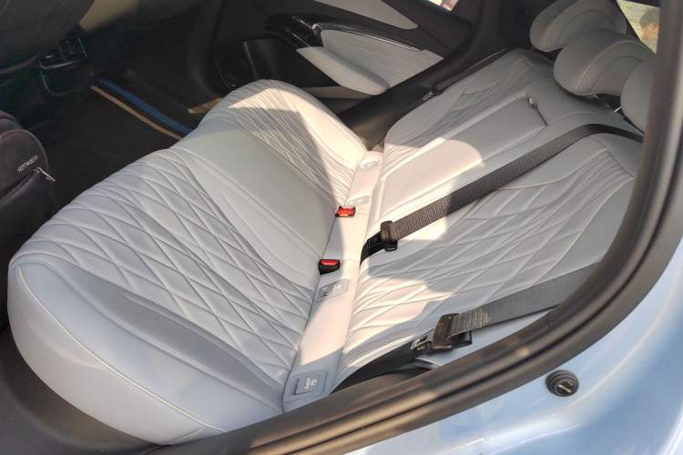 Used BYD Seal 2022 550 km Standard Range Rear-Wheel Drive Prestige Version
