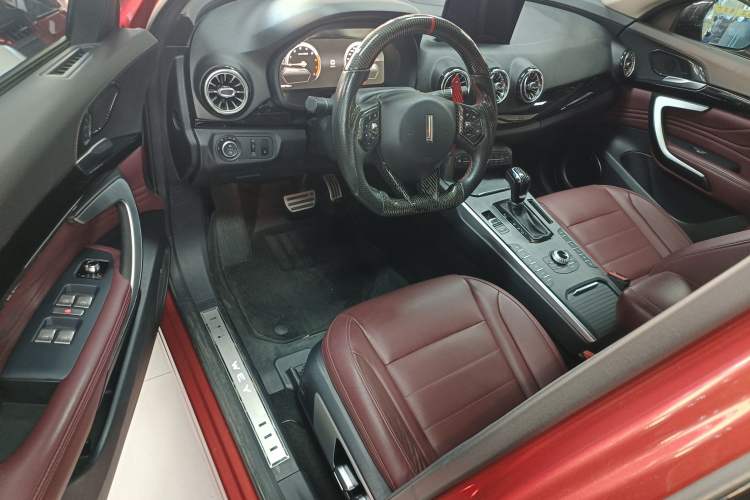 Used Wey VV7 2017 2.0T Flagship Edition
