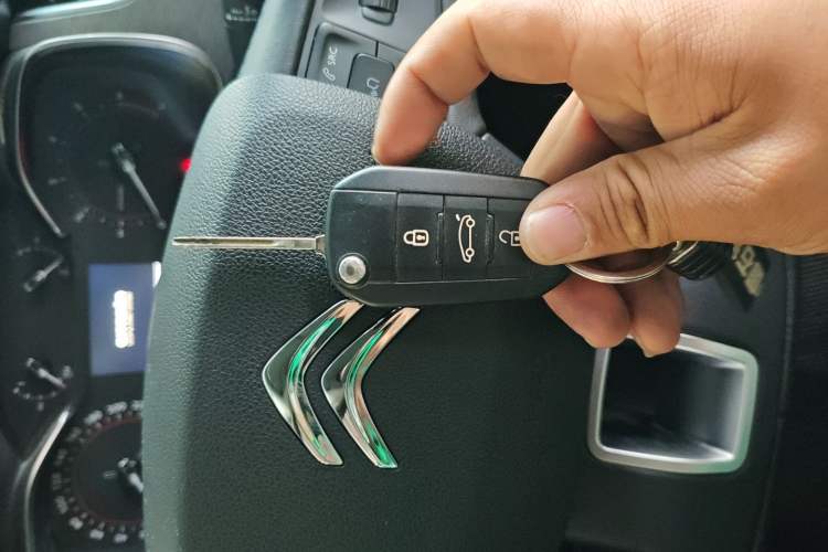 Used Citroen C5 2017 350THP Automatic Comfort Model
