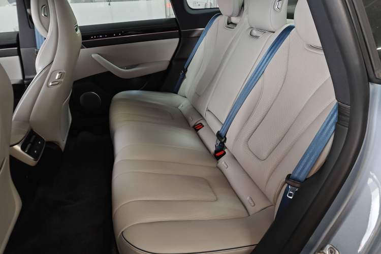 Used Hima Luxeed S7 2024 Max RS
