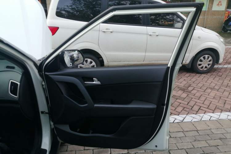 Used Hyundai ix25 2015 1.6L Automatic Two-Wheel Drive Smart GLS Trim