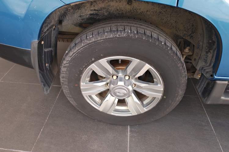 Used GAC Gonow GX6 2015 2.4L Two-Wheel-Drive Flagship Edition
