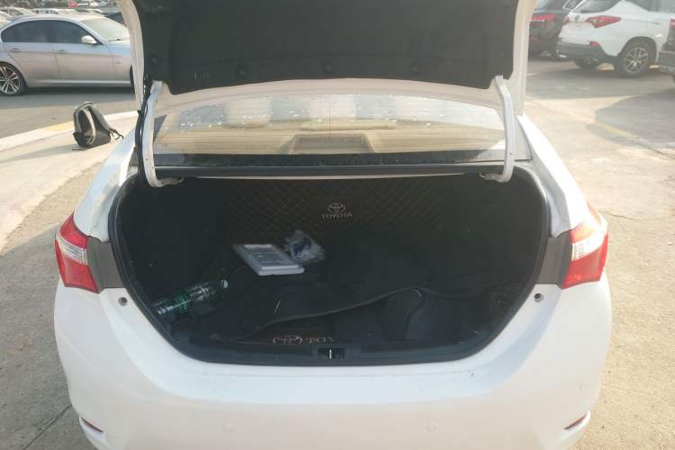 Used Toyota Corolla 2014 1.6L CVT GL-i
