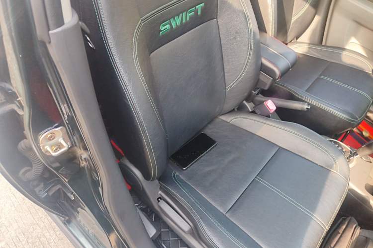 Used Suzuki Swift 2016 1.5L Automatic Fashionable Coolplay Edition
