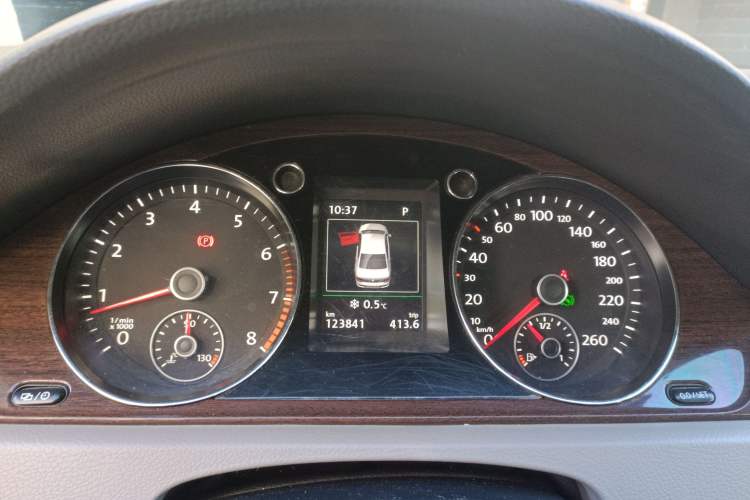 Used Volkswagen Magotan 2015 2.0 TSI Prestige Model