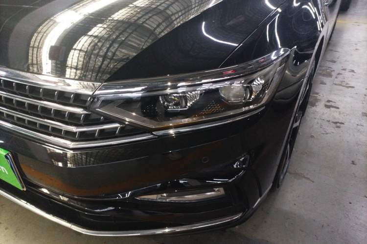 Used Volkswagen Magotan 2023 2 Million Units Limited-Edition 380TSI DSG Flagship Version
