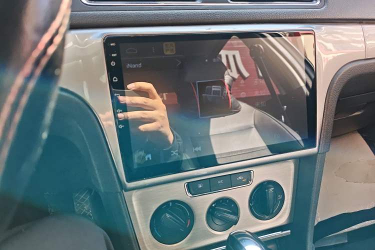 Used Volkswagen Lavida 2013 Restyled Classic 1.6L Automatic Comfort Edition