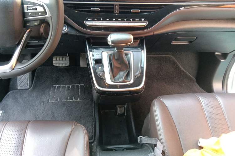 Used GAC Trumpchi M6 2019 270T Automatic Luxury Edition (7-seater) China V Standard