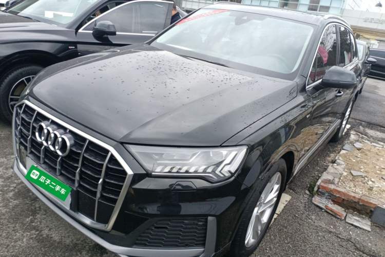 Used Audi Q7 2023 45 TFSI quattro S line Sport model