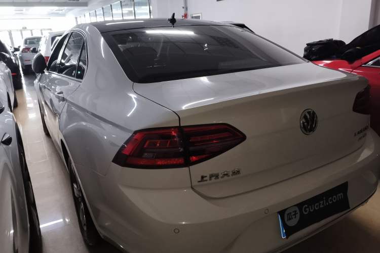 Used Volkswagen Lamando 2019 230TSI DSG Fashion Edition China VI
