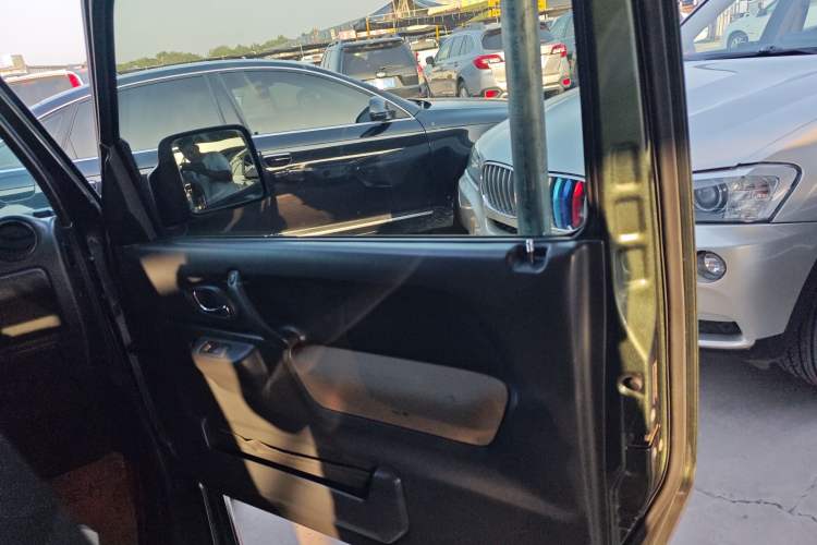 Used Suzuki Jimny 2015 1.3 AT Mode3 Navigation Edition
