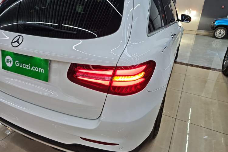 Used Mercedes-Benz GLC 2019 GLC 260 L 4MATIC Dynamic Model