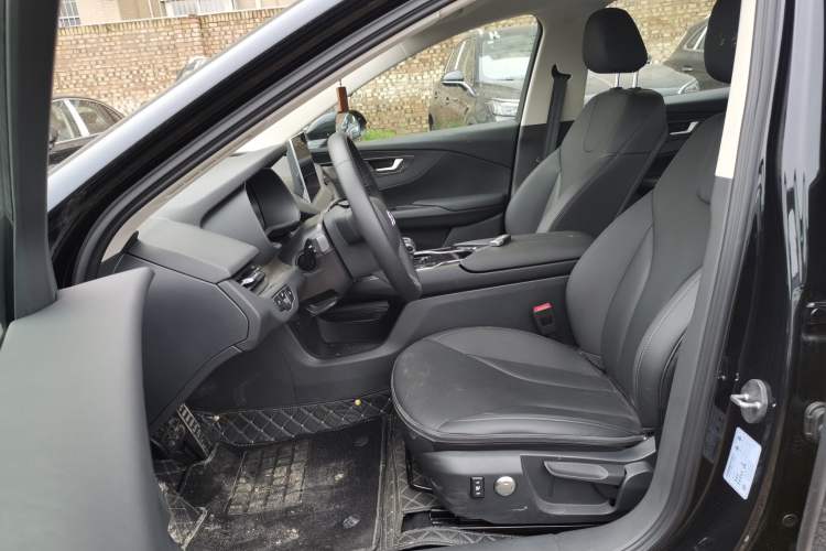 Used Hongqi E-QM5 2023 Revised Version Basic Travel Edition
