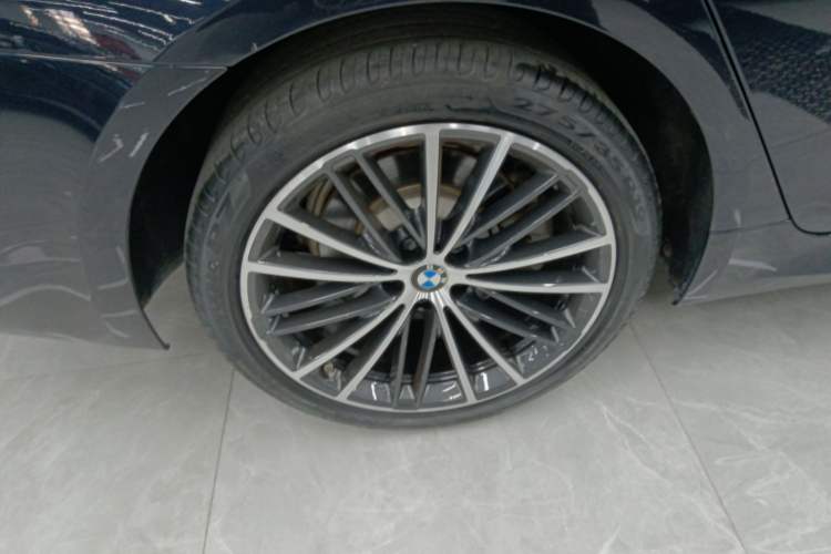 Used BMW 5 Series 2022 Restyled 530Li Leading Edition M Sport Package
