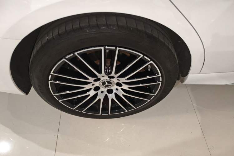 Used Mercedes-Benz C-Class 2023 Restyled C 260 L Sport Edition