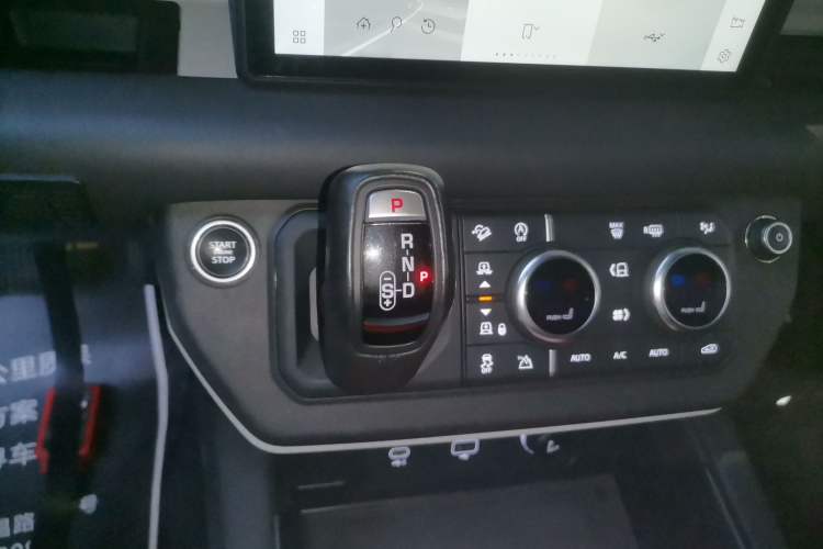 Used Land Rover Defender 2021 110 P400 X-DYNAMIC HSE
