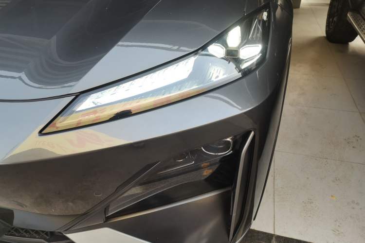 Used  S07 2023 200Max Range-Extended Version
