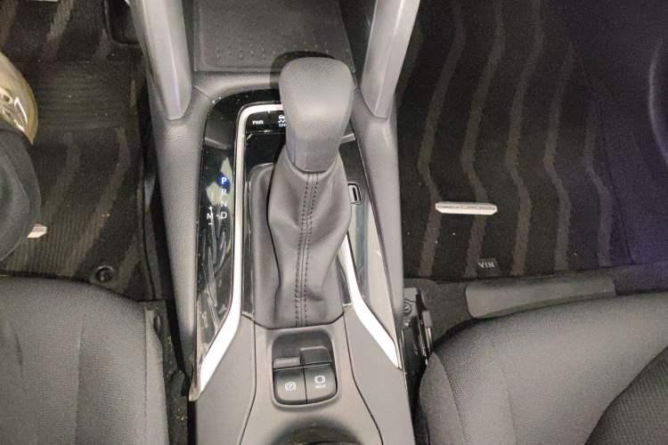 Used Toyota Corolla Cross 2024 2.0L Pioneer Edition
