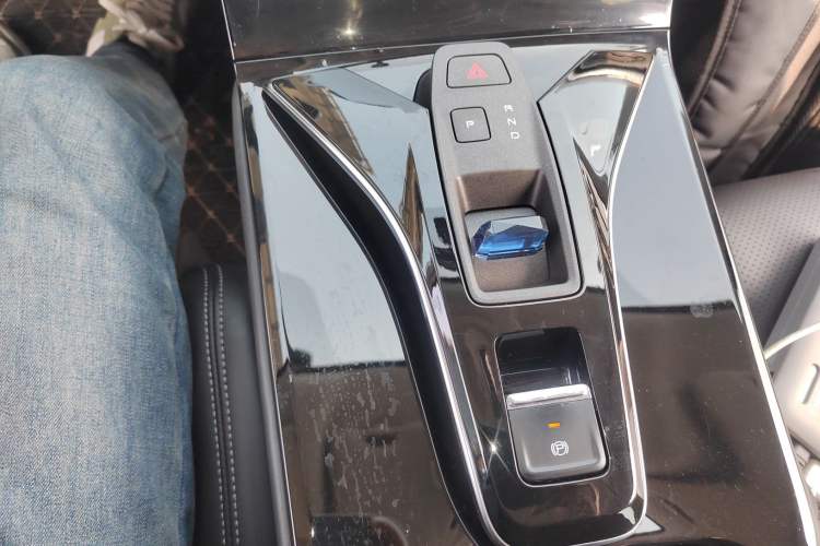 Used Dongfeng Aeolus Mage 2024 Honor Edition 1.5T Luxury Model