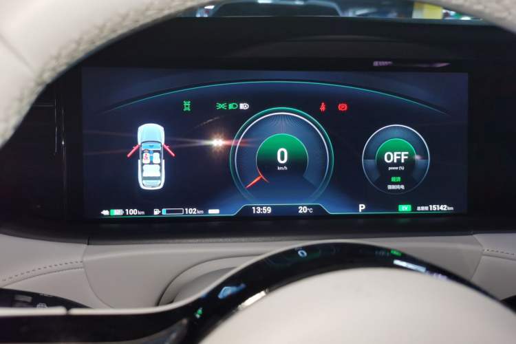 Used VOYAH FREE 2025 318 318 km Rear-Drive Touring Edition
