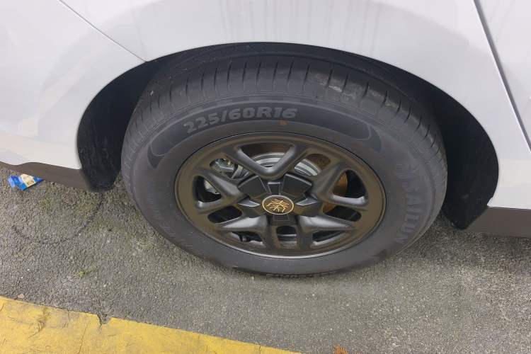 Used BYD Qin PLUS 2025 DM-i Smart Drive 55KM Leading Model
