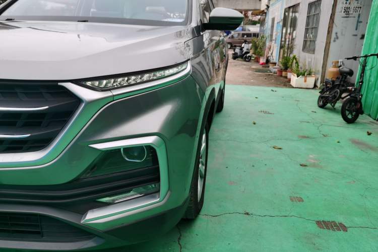 Used Baojun 530 2019 1.5T CVT Luxury Model 7 Seats China V Emission Standard