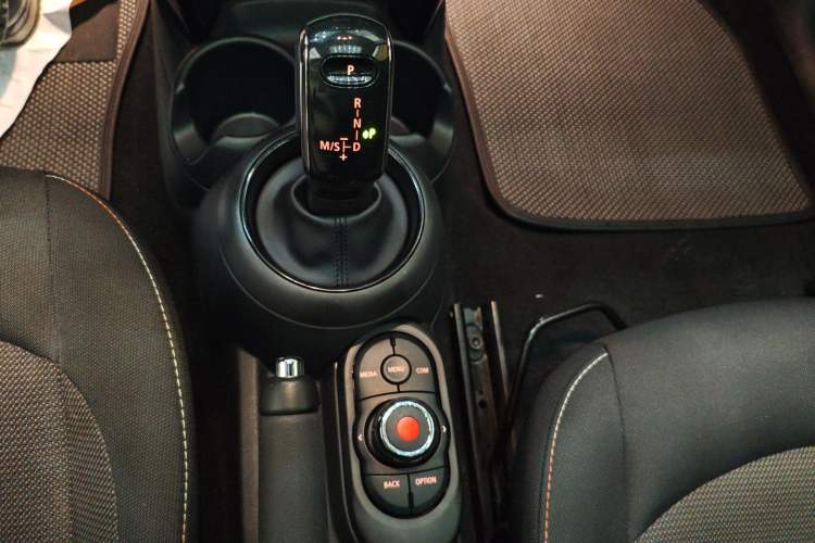 Used  MINI 2019 1.5T ONE PLUS Five-Door Edition