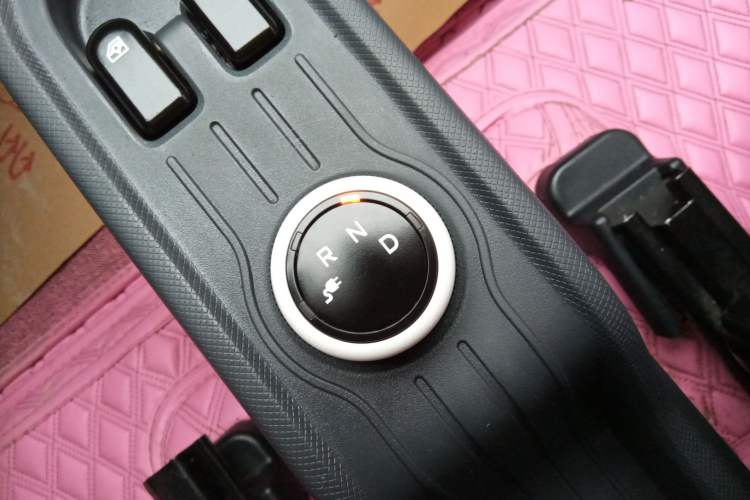 Used Wuling Hongguang MINIEV 2022 Macaron Premium Model – Lithium Iron Phosphate
