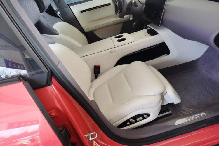 Used Avatr 06 2025 Pro Range-Extended Edition