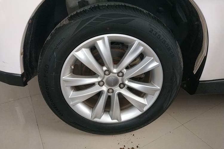 Used Haval H2 2016 Red-Label 1.5T Manual Two-Wheel Drive Luxury Model
